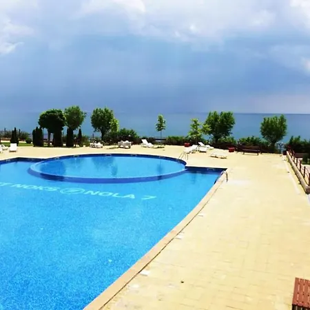 Panorama Beach, фамилно студио Deluxe * Свети Влас